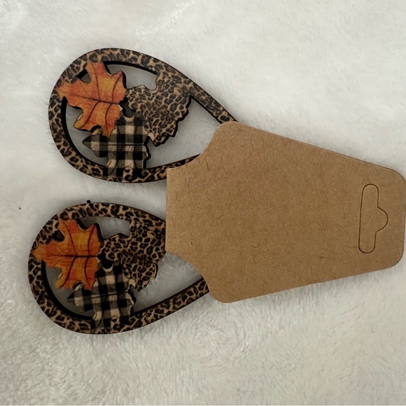 Festive earring bundle - Picture 2 of 10